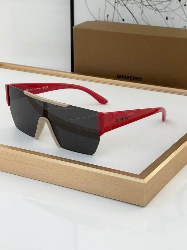 Burberry Sunglasses 260